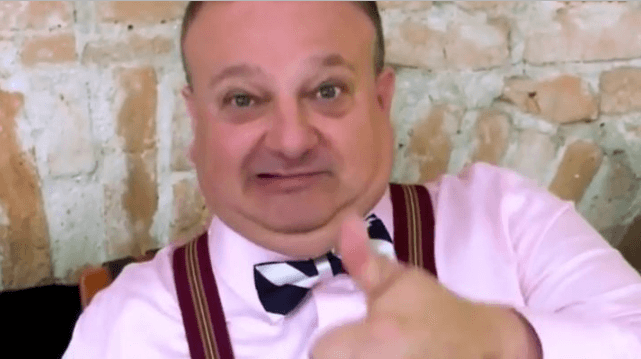 Jacquin, do "MasterChef", vomita duas vezes após comer em restaurante: "Vi o resto"