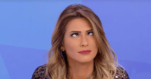 Lívia Andrade fala sobre uso de maconha no Fofocalizando: "Queima neurônios"