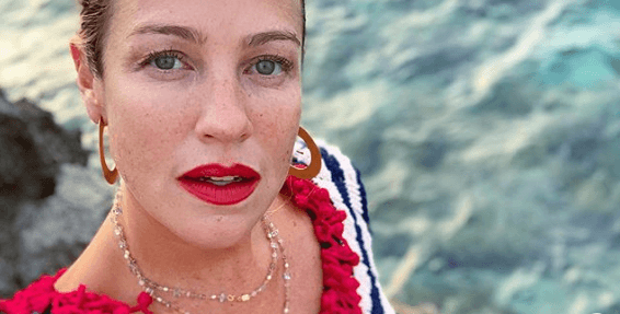 Luana Piovani tem vida íntima exposta, se revolta com fã e humilha: "Para de mostrar que é burra''