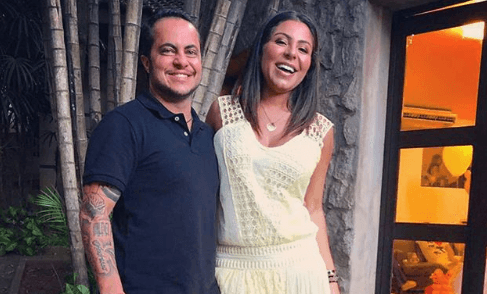 Thammy Miranda se descuida e acaba expondo esposa Andressa Ferreira: “peitinhos bonitos”