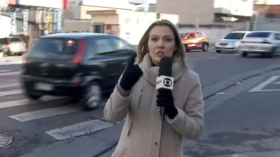 Repórter da Globo interrompe reportagem ao vivo e tem atitude inacreditável na TV