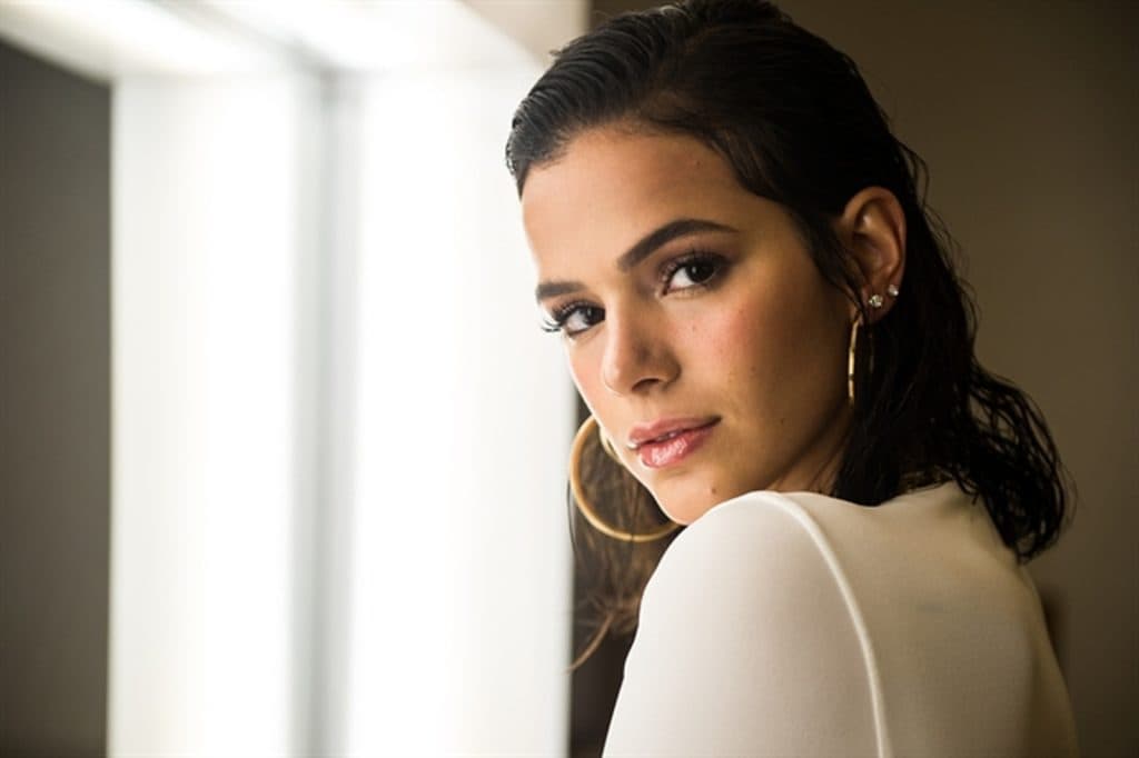 Bruna Marquezine ganha nova protagonista e comemora papel em entrevista