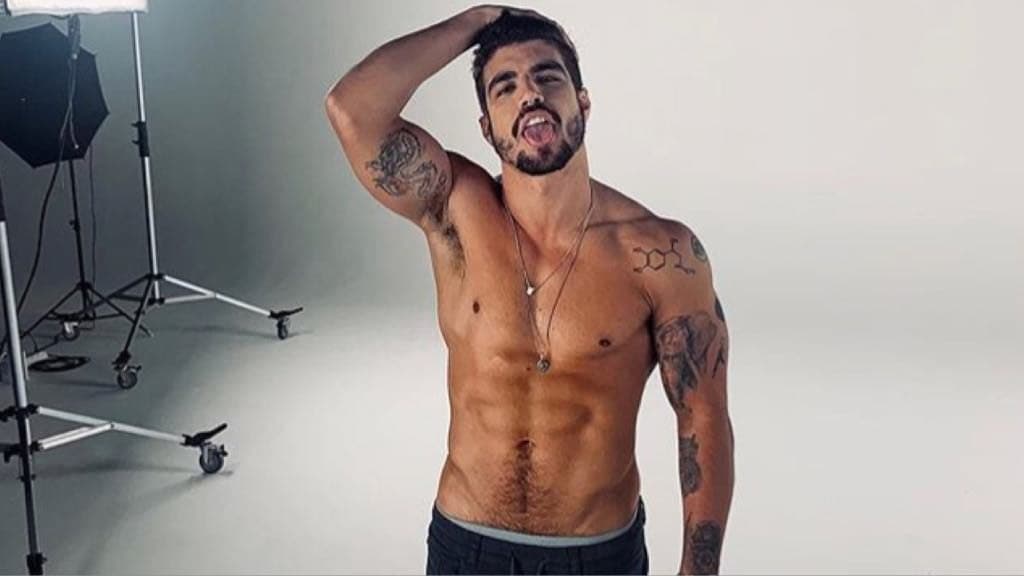 Caio Castro, de A Dona do Pedaço, tem noite com fã exposta e mulher dá detalhes picantes