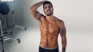 Caio Castro revela time de coração e atacado por torcidas rivais (Imagem: Instagram)