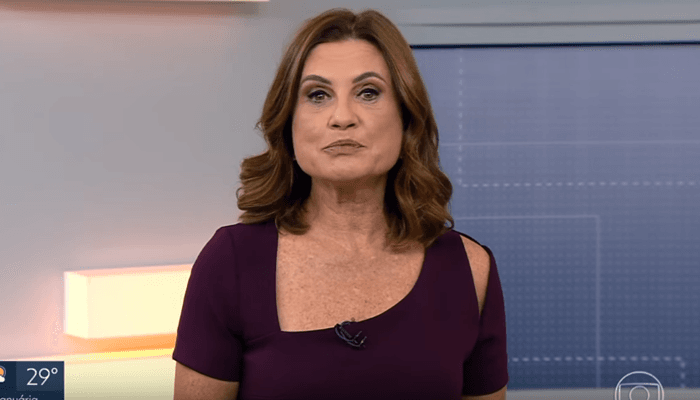 Isabela Scalabrini, da Globo, quase chora ao vivo em despedida de telejornal após 22 anos