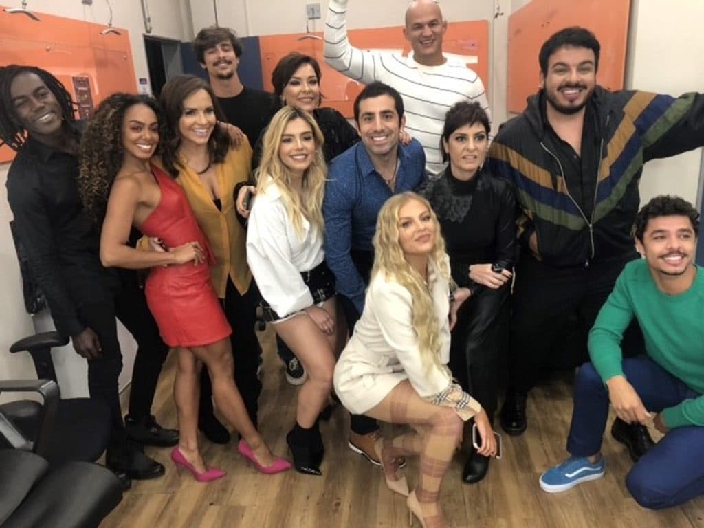 Elenco da Dança dos Famosos foi anunciado por Faustão na Globo (Foto reprodução) Elenco da Dança dos Famosos foi anunciado por Faustão na Globo (Foto reprodução)