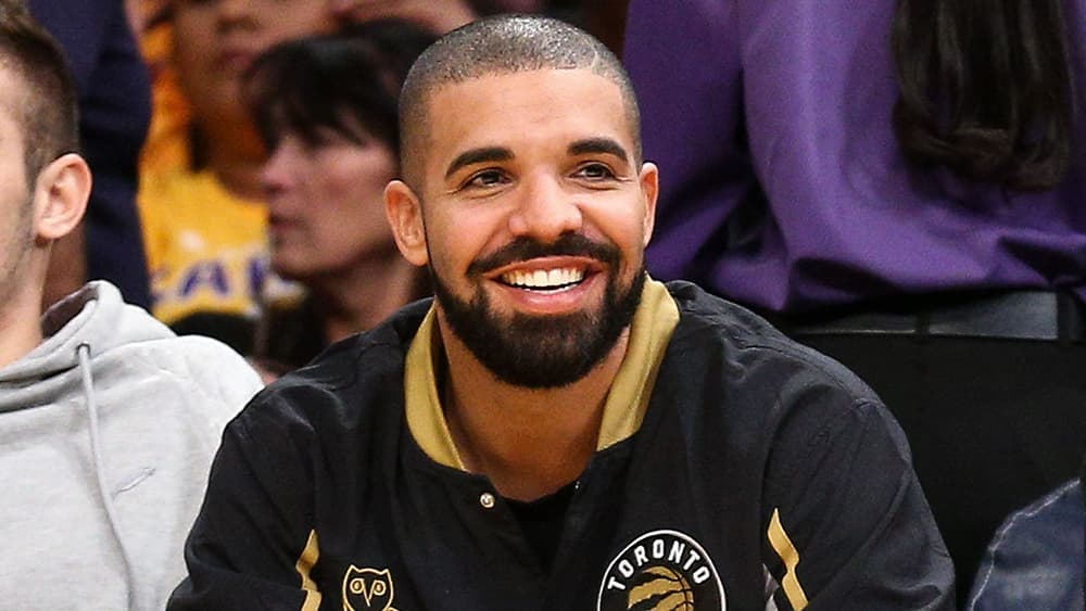 Drake ignora briga feia com Chris Brown e publica meme do vídeo No Guidance