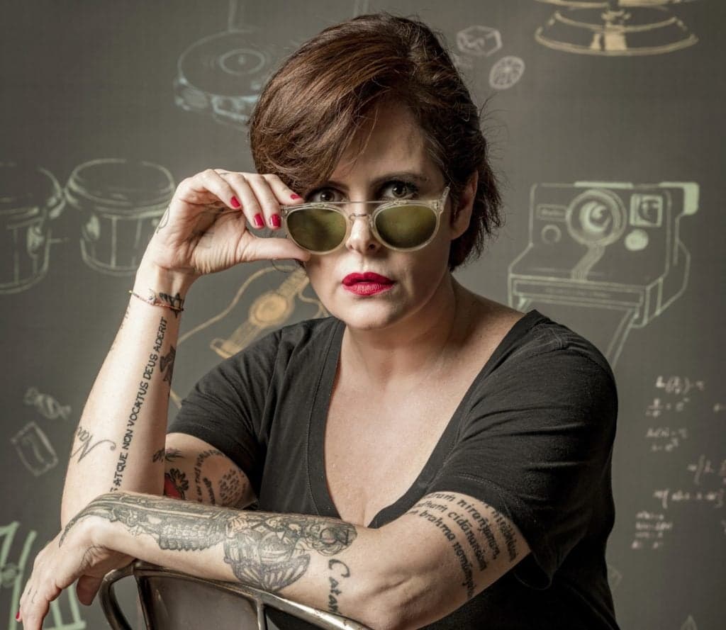 Fernanda Young choca amigos e colegas com morte precoce e ganha diversas homenagens