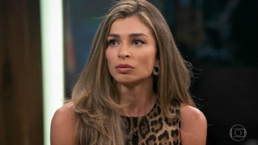 Grazi Massafera surge sem os dentes em vídeo com filtro