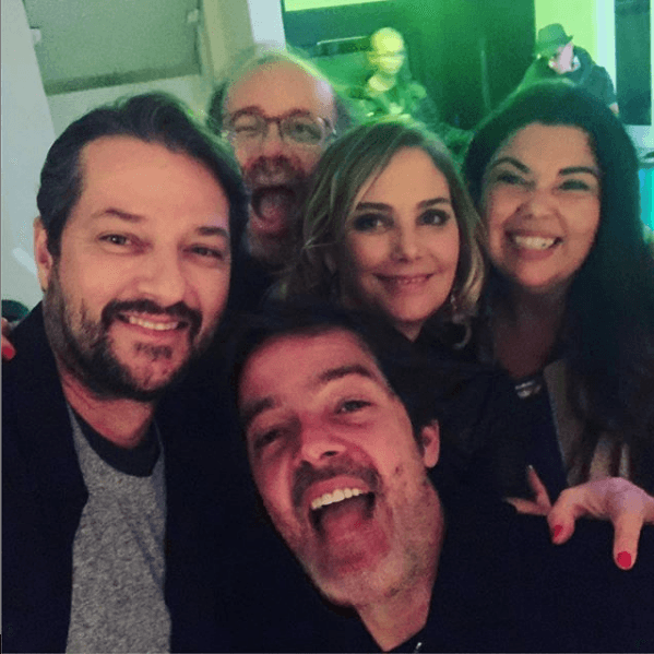 Heloisa Périssé se reúne com amigos antes de começar tratamento de câncer