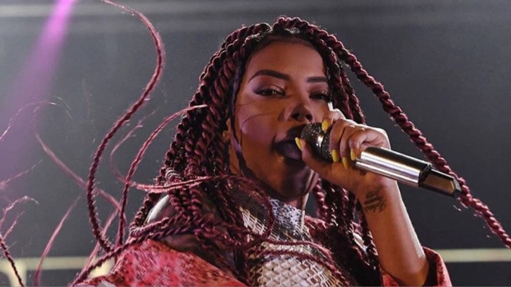 Ludmilla e sua namorada, Brunna Gonçalves, são atacadas no palco durante show em Portugal