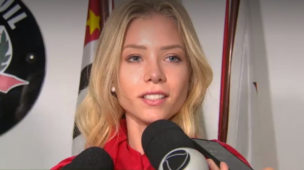 Najila Trindade, após perder processo contra Neymar, se desespera e parte para cima de ex-namorado