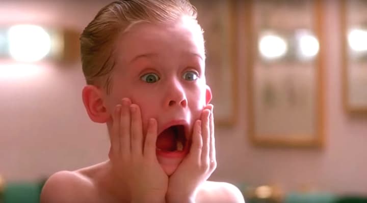 Por onde anda Macaulay Culkin do filme Esqueceram de Mim? Ator enfrenta luta contra drogas e vive guerra por fortuna de milhões