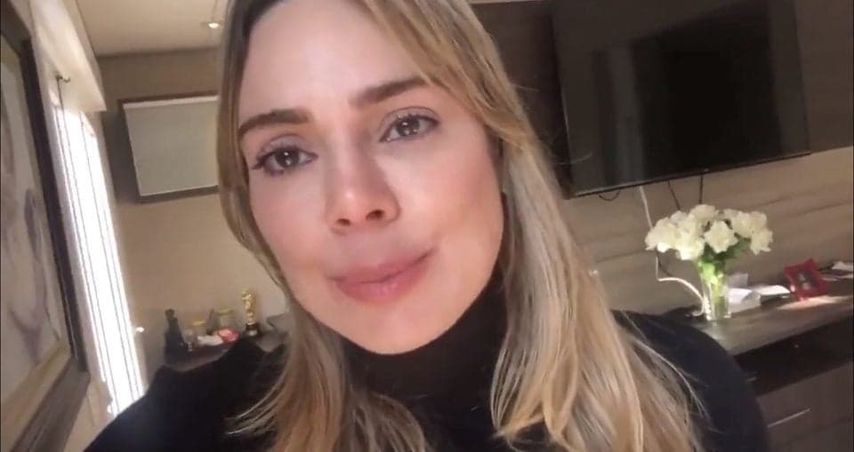 Rachel Sheherazade surge em imagens intrigantes no cemitério e cena bizarra causa polêmica