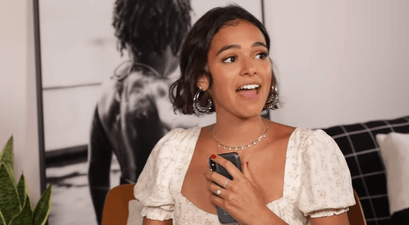 Bruna Marquezine se revolta após dias fora do país e desabafa: "Tenho o direito de ser feia''