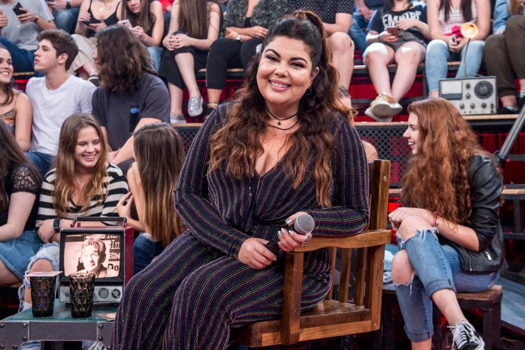 Fabiana Karla deixa escapar segredos do Se Joga e revela fofocas de famosos da Globo: "Sei muita coisa"