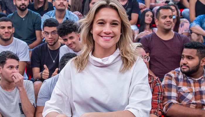 Fernanda Gentil revela ansiedade e diz não saber o que fazer em novo programa na Globo