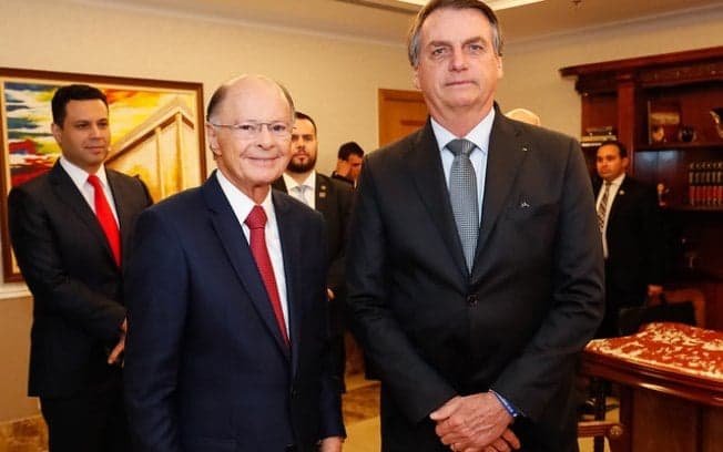 Record abandona Jair Bolsonaro e humilha o presidente: “Não temos político de estimação”