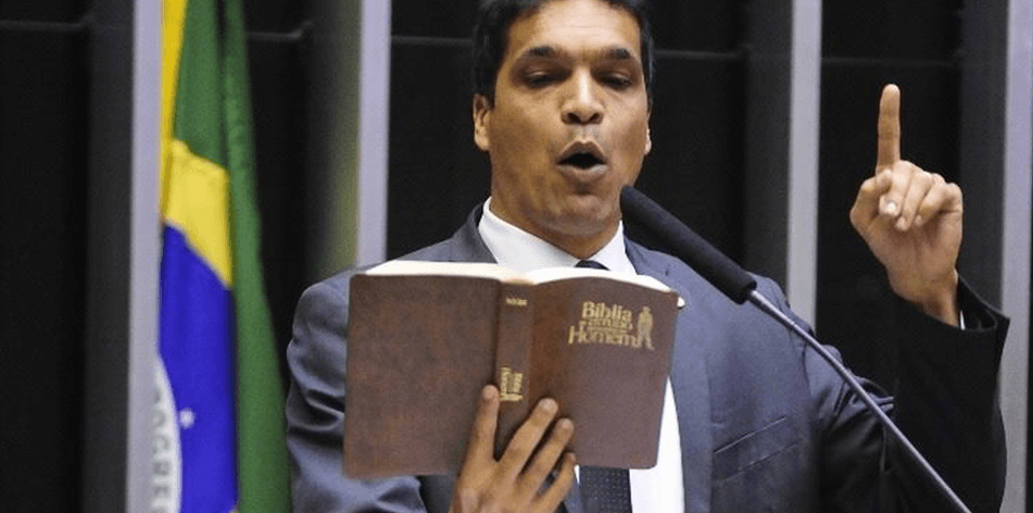Cabo Daciolo tem profecia assombrosa que se realiza sobre Flordelis e Michel Temer: "Morte, satanismo e pecados"