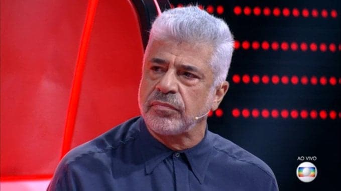 Lulu Santos exclue Michel Teló de foto e faz apelo para que retirem jurado do The Voice Brasil