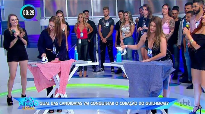Prova polêmica do Domingo Legal gera indignação e revolta: 'Que m***** é essa?'