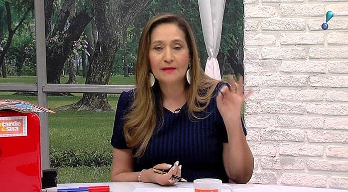 Sonia Abrão divulga foto da mãe após sofrer grave acidente e imagem de recuperação impressiona