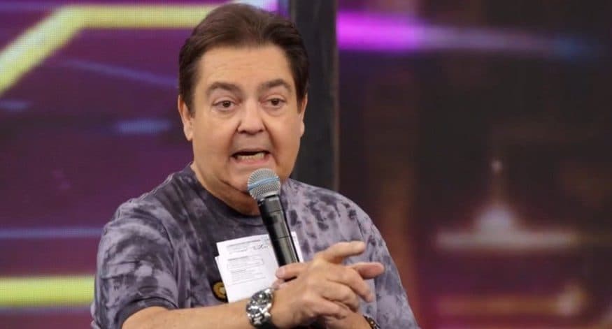 Faustão joga podres no ventilador dos bastidores da Globo e deixa público incrédulo: "Ninho de cobra"