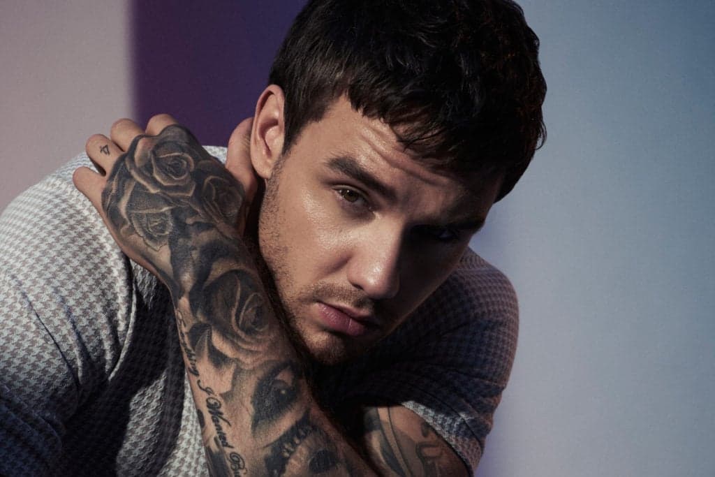 Liam Payne tem foto pelado divulgada e deixa público perplexo