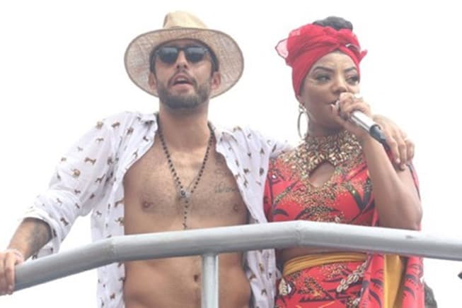 Ludmilla e Pedro Scooby são flagrados juntos em festa e se escondem dos fotógrafos