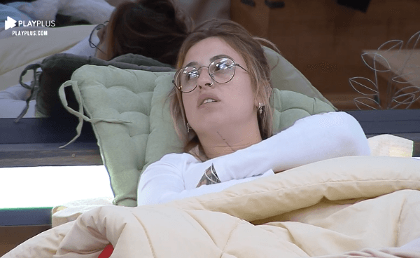 Tati Dias se complica, fala sobre Bifão fazer book rosa e programas: "Ela que resolva com a b*** dela"