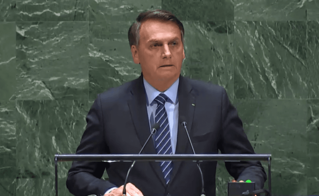 Aplaudido pelo SBT, discurso de Bolsonaro na ONU vira piada na Globo e emissora dispara: 'Irreal'