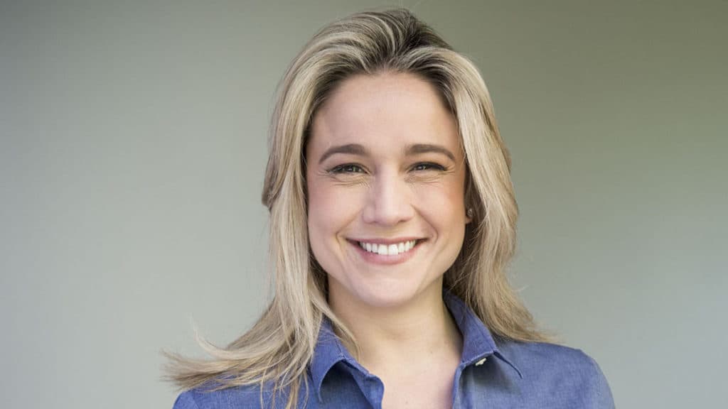 Fernanda Gentil fala sobre piolhos e expõe foto: "Quem nunca?"