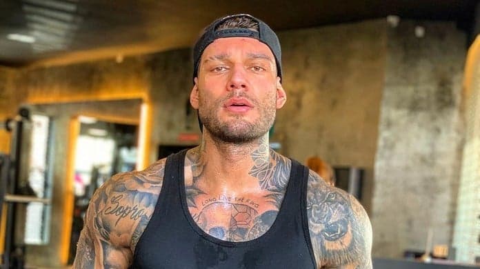 Lucas Lucco, após virar piada, faz nova cirurgia plástica e resultado deixa fãs assustados: "Que horror"