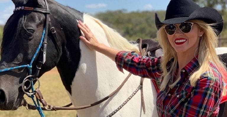 A Fazenda: Val Machiori se descuida com informação sigilosa e é confirmada no reality