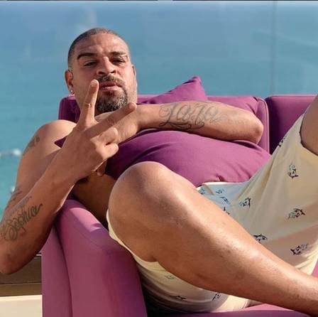 Adriano Imperador gasta fortuna em hotel de luxo e realiza festa exorbitante; saiba quanto ele pagou