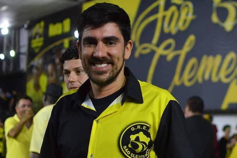 Marcelo Adnet é anunciado em nova profissão e saída da Globo é especulada