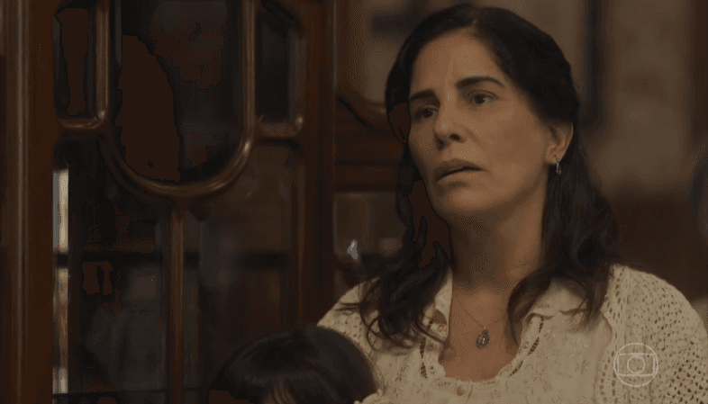 Éramos Seis: Sem dinheiro, Lola passa fome, é humilhada em público e obrigada a tomar medida drástica