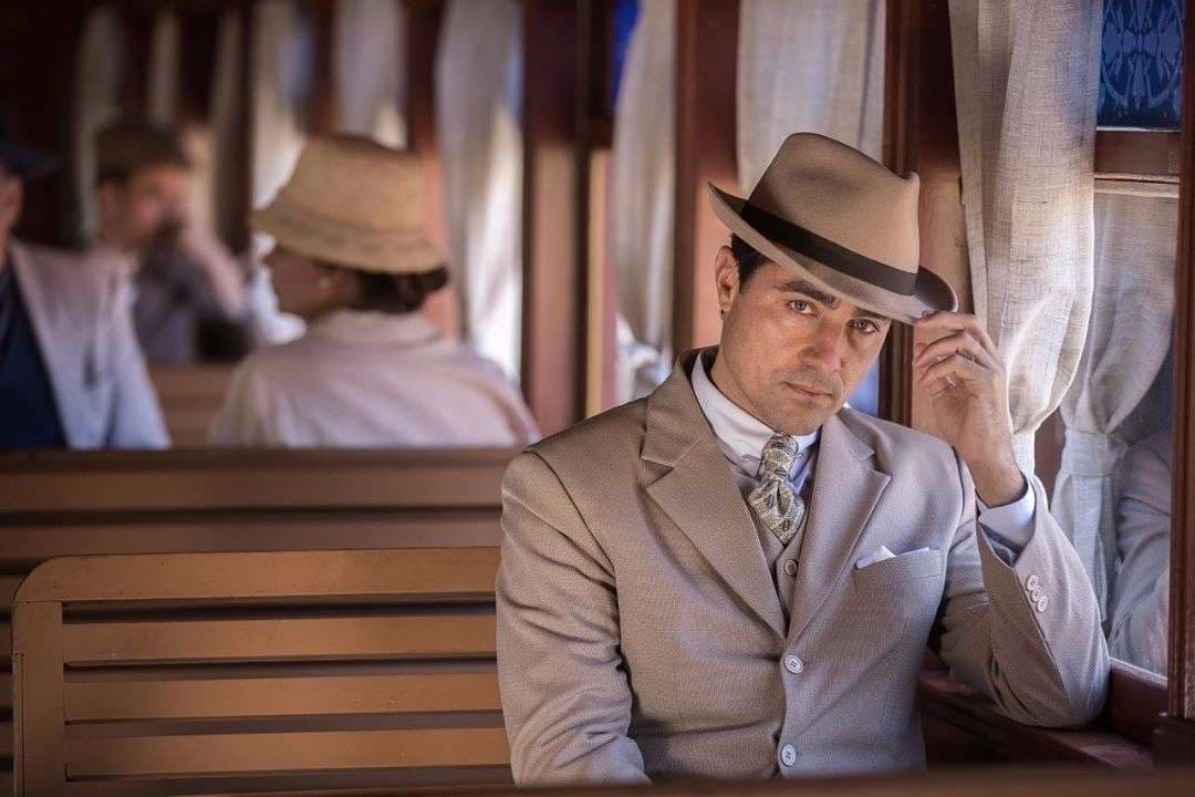 Ricardo Pereira celebrou os 40 anos de idade ganhando um presente da Rede Globo. O ator foi convidado para integrar o elenco de Éramos Seis (Foto: Divulgação: TV Globo)