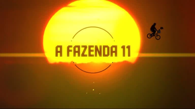 A participante de A Fazenda da Record, Thayse afirma que reality show foi invadido (Foto: Reprodução)
