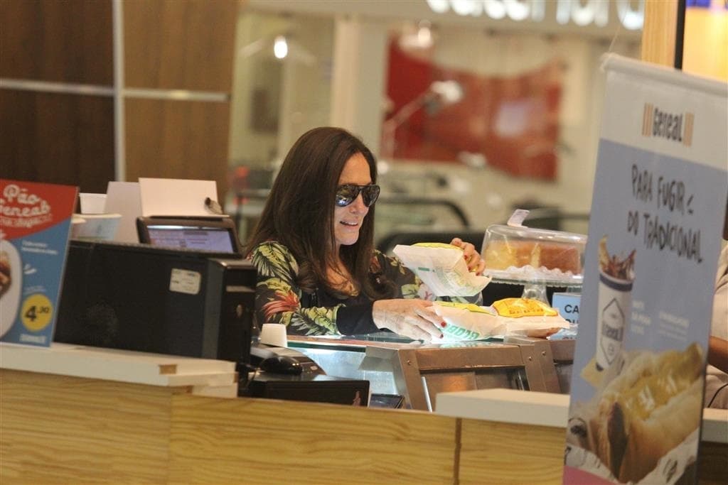 http://tvfoco.uai.com.br/wp-content/uploads/2015/05/Daniela-Mercury.jpg http://tvfoco.uai.com.br/wp-content/uploads/2015/05/Daniela-Mercury.jpg
