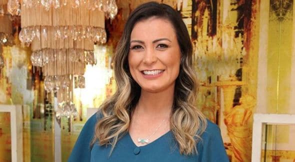 Andressa Urach fica sem saída, tenta se livrar de passado obscuro e toma medida drástica: "Meus traumas"