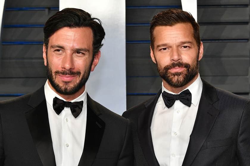 Ricky Martin e seu marido anunciam chegada do quarto filho e mostram primeira foto do bebê