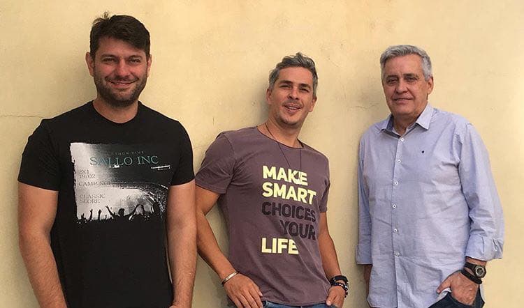 Ex-jornalistas da Globo, Ivan Moré, Leo Bianchi e Mauro Naves se encontram em uma churrascaria (Imagem: Instagram) Ex-jornalistas da Globo, Ivan Moré, Leo Bianchi e Mauro Naves se encontram em uma churrascaria (Imagem: Instagram)