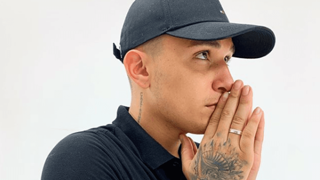 MC Gui sofre perdas bruscas após humilhar criança publicamente e acaba sendo abandonado por amigos