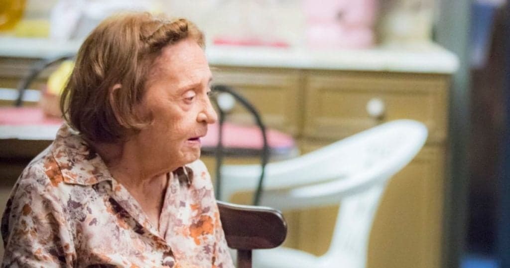 A Dona do Pedaço: Matilde deixa escapar lembrança e verdade sobre troca dos bebês vem à tona