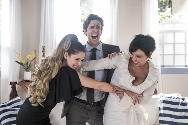 Bom Sucesso terá nova personagem e atriz revela que pediu papel na novela: "Me ofereci"