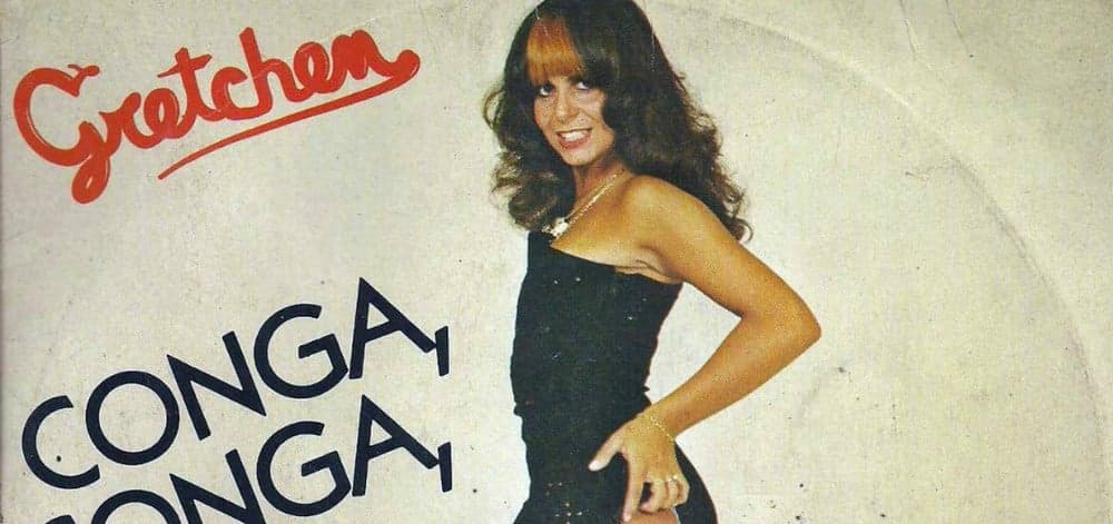 A cantora Gretchen em capa de LP do início da sua carreira; ela foi ensinada a não cantar, só rebolar. Foto: Reprodução/Notícias da TV A cantora Gretchen em capa de LP do início da sua carreira; ela foi ensinada a não cantar, só rebolar. Foto: Reprodução/Notícias da TV