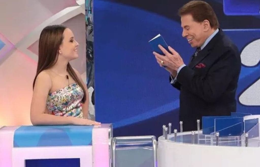 Larissa Manoela, após anunciar saída do SBT, cumpre último desejo de Silvio Santos na emissora