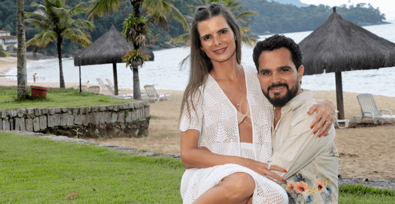 Luciano Camargo mostra momento com esposa e se declara: "Como é bom"