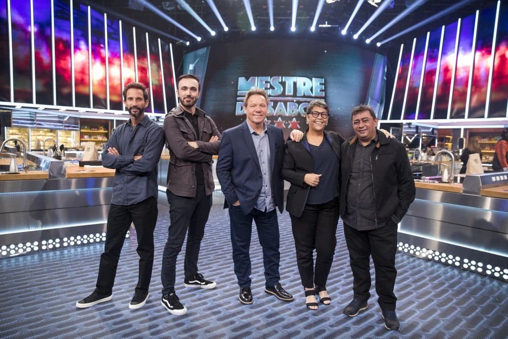 Mestre do Sabor estreia na Globo e detalhe faz programa ser detonado: "É horrível"